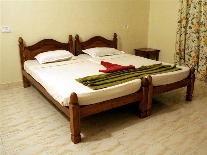 Hotel Colonia De Braganza Calangute Esterno foto